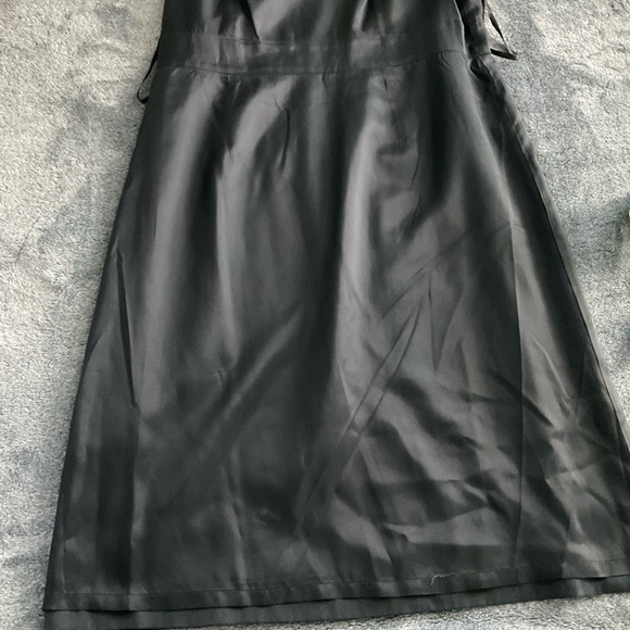 Talbots Classic Black Midi Dress Sleeveless Sz 10 Classic Career Professional - Picture 13 of 14
